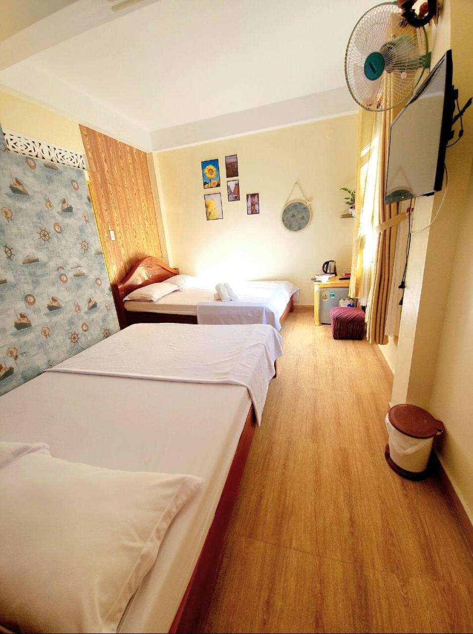 Binh Dao Hotel - Khach San Ngay Trung Tam Gia Re 달랏 객실 사진