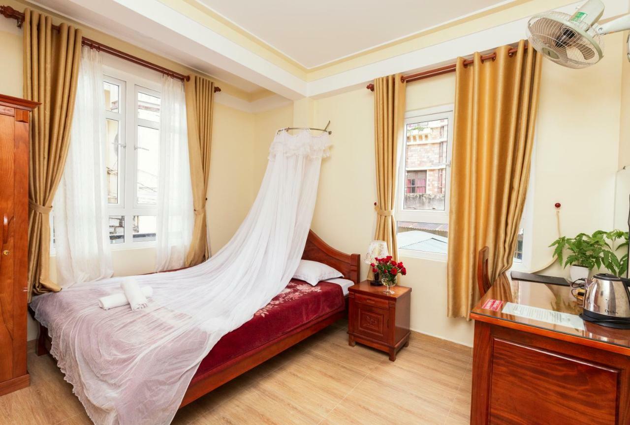 Binh Dao Hotel - Khach San Ngay Trung Tam Gia Re 달랏 외부 사진